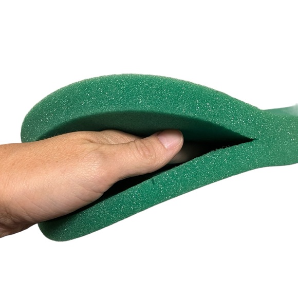 Veggie Tales Foam Fingers Bob The Tomato & Larry The Cucumber 2005 Big Idea Inc - Picture 8 of 15